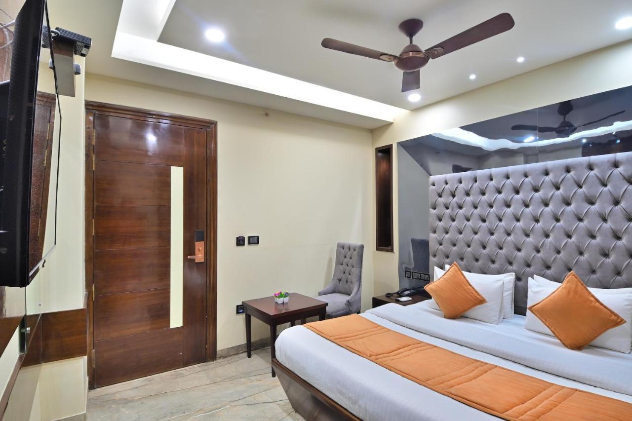 Hotel Vanson Delite - New Delhi Railway Station Zewnętrze zdjęcie